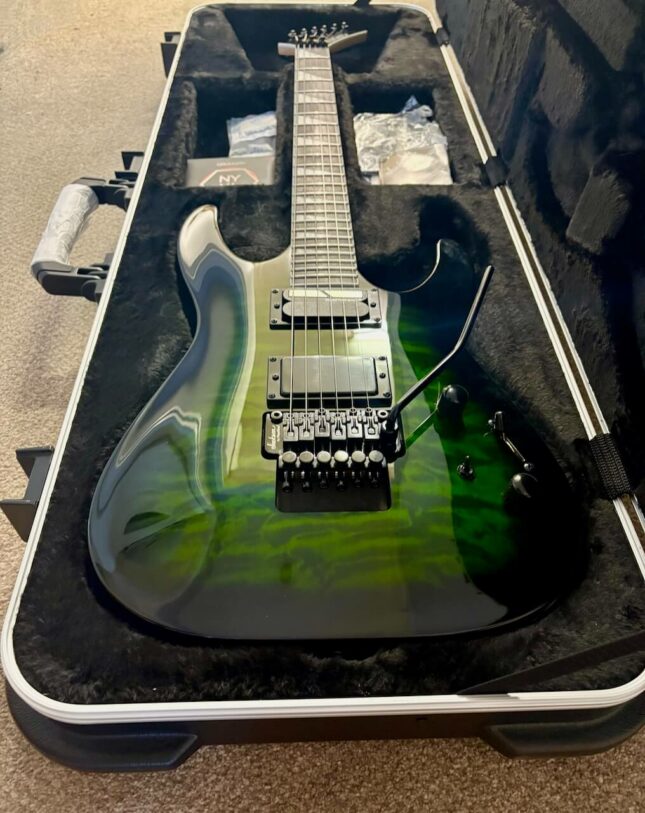 Jackson Dinky Arch Top JS32Q DKA - Upgraded